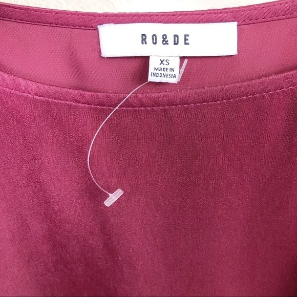 Ro & De Cold Shoulder Lace-Up Bell Sleeve Top XS - Picture 9 of 9